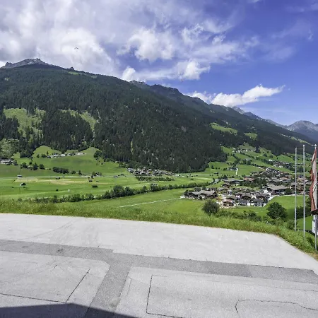 Comfortable Flat In Neustift With Balcony